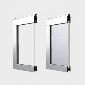 Porte sectionnelle industrielle vitrée L 5.5 m x H 3.5 m en panneaux aluminium 40 mm et double plexiglass avec sous bassement