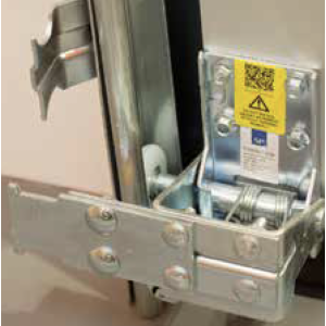 Porte Sectionnelle Industrielle L 5.0 m x H 5.0 m en panneaux sandwich 40 mm isolé avec Rangée vitrée