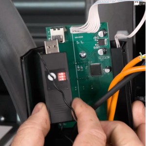 Récepteur USB radio pour moteur industriel Starcus – Commande d’automatisme par télécommande